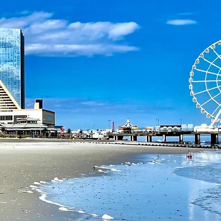 3 Bedrooms, Boardwalk Duplex Beachblock Home! Atlantic City Bagian luar foto