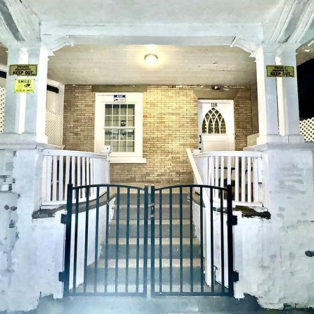 3 Bedrooms, Boardwalk Duplex Beachblock Home! Atlantic City Bagian luar foto