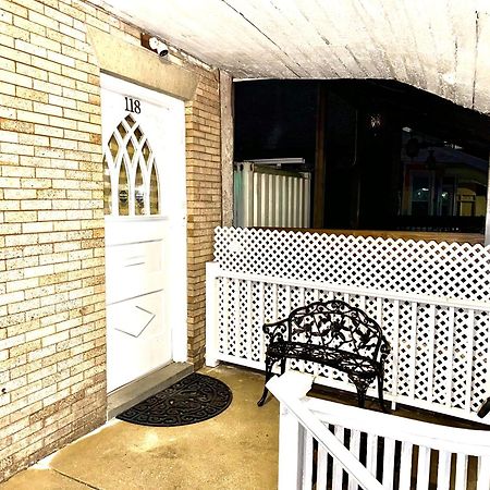 3 Bedrooms, Boardwalk Duplex Beachblock Home! Atlantic City Bagian luar foto