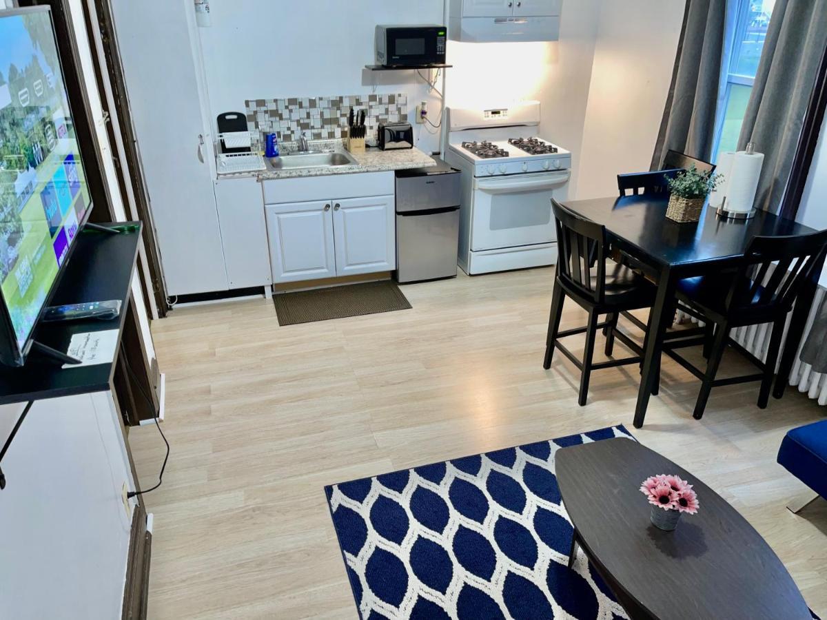 3 Bedrooms, Boardwalk Duplex Beachblock Home! Atlantic City Bagian luar foto