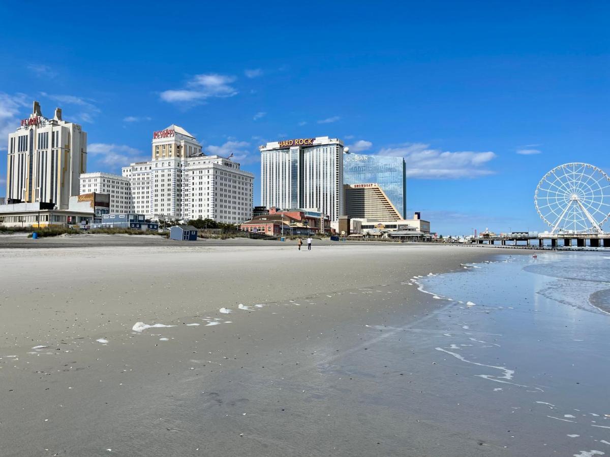 3 Bedrooms, Boardwalk Duplex Beachblock Home! Atlantic City Bagian luar foto