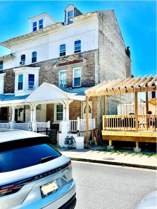 3 Bedrooms, Boardwalk Duplex Beachblock Home! Atlantic City Bagian luar foto