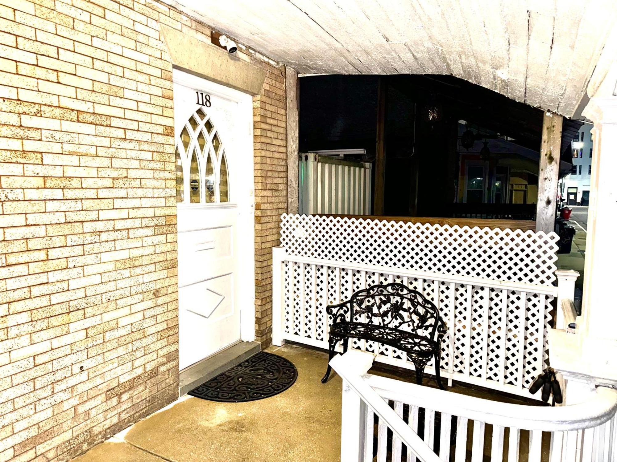 3 Bedrooms, Boardwalk Duplex Beachblock Home! Atlantic City Bagian luar foto